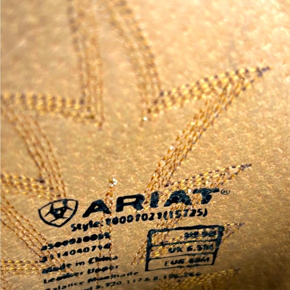 NWOT ARIAT WESTERN COWGIRL HERITAGE DISTRESSED BROWN WOMANS BOOTS  SZ 9B - Picture 13 of 16